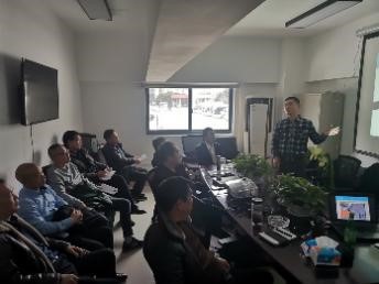 2020年1月，在上海为安诺久通汽车租赁有限公司做了防御性驾驶培训